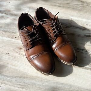 Stacy Adams boys cognac oxfords size 4